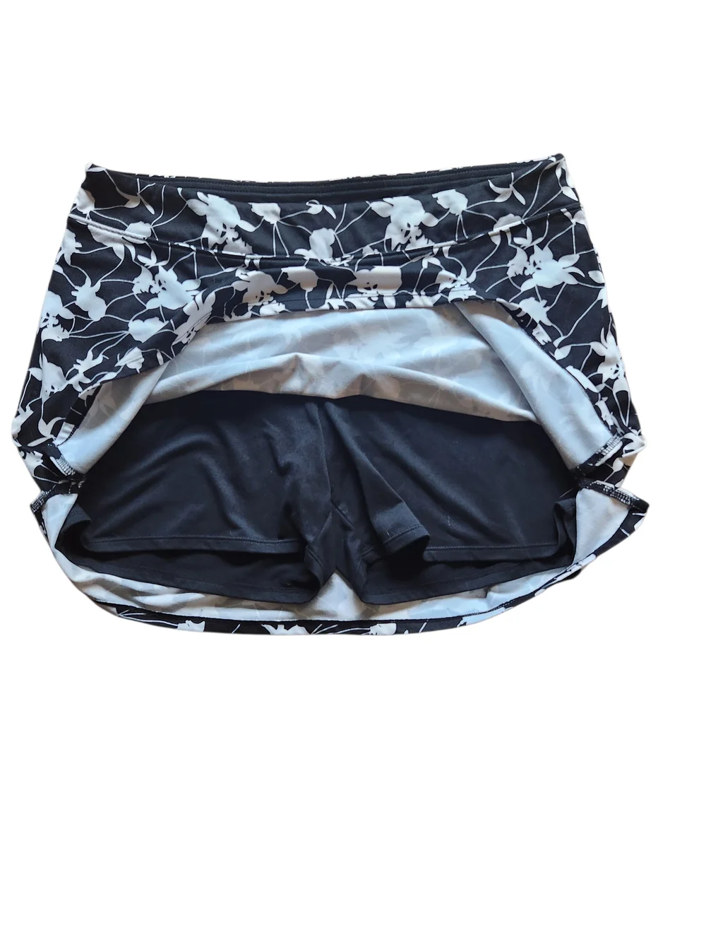 B2G1 FREE! Black & White Floral A-Line Skort - Picture 2 of 3